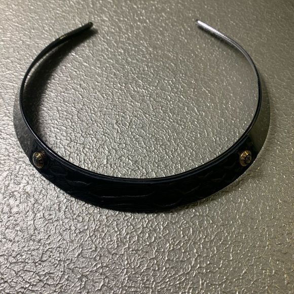 TRADE: Henri Bendel Choker - Picture 5 of 8